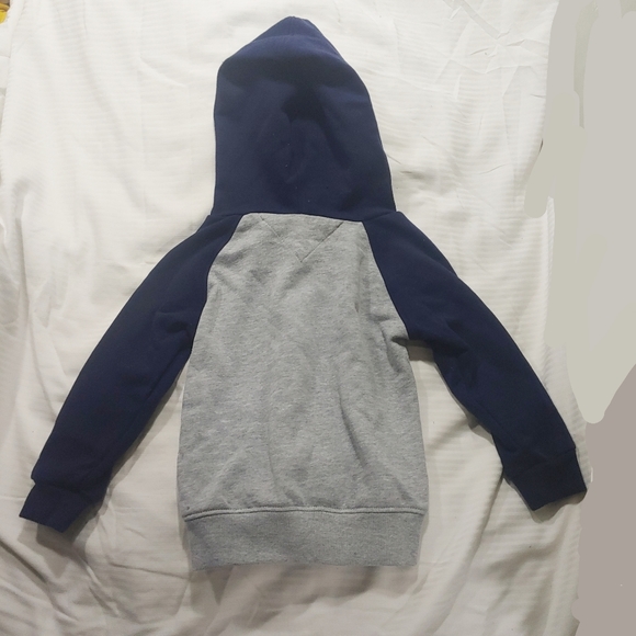 Three 3T sweaters - Picture 10 of 10